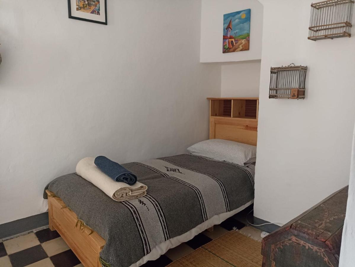 Vallparadis Pension Familiar" Firdaus" シェフシャウエン エクステリア 写真